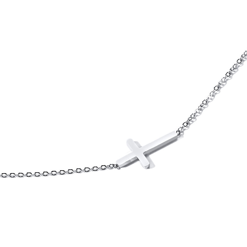 collier croix penchée