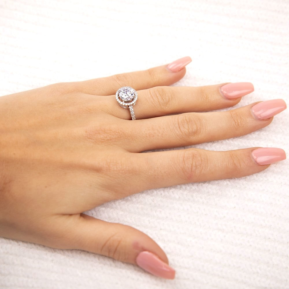 bague argentée diamant