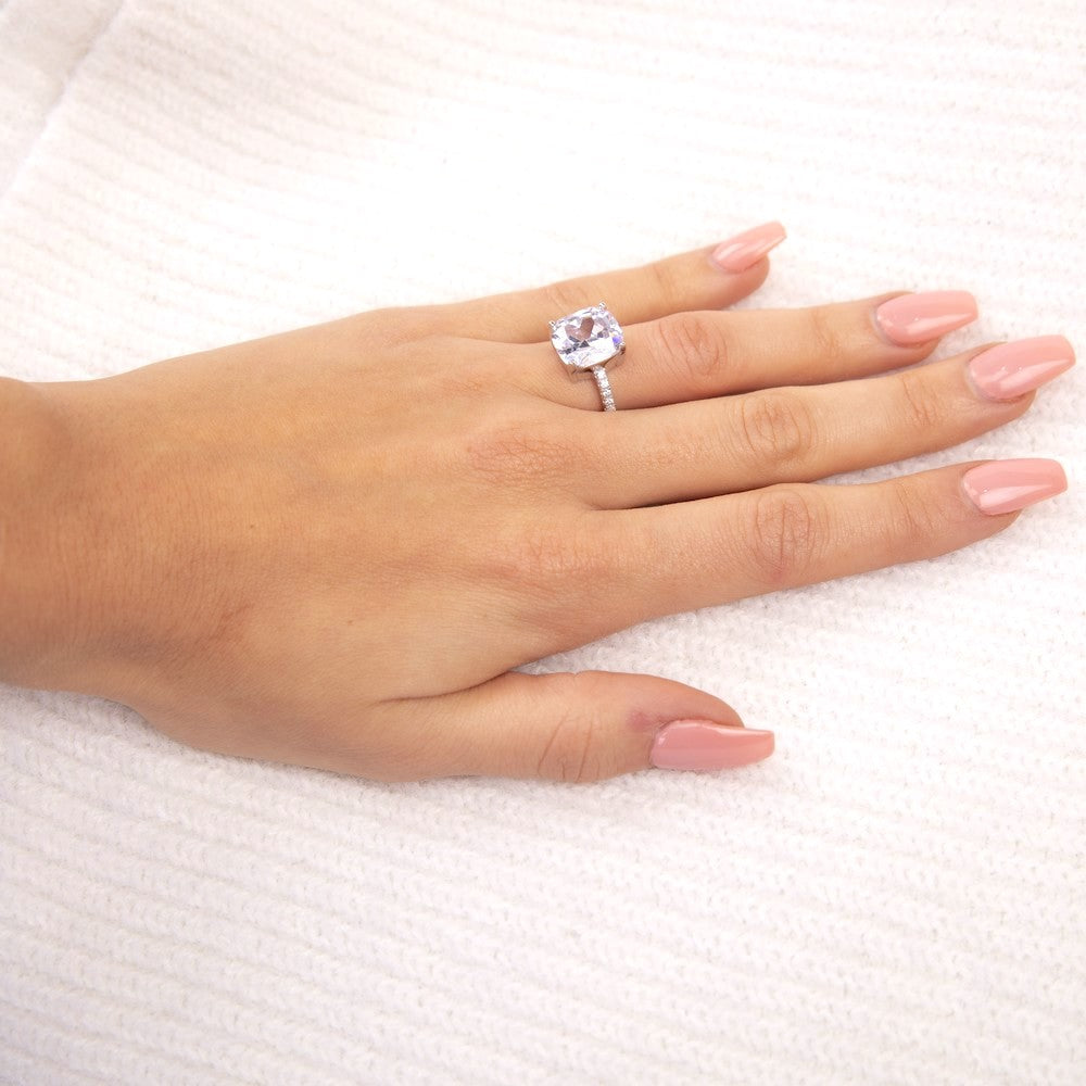 Bague en argent portée